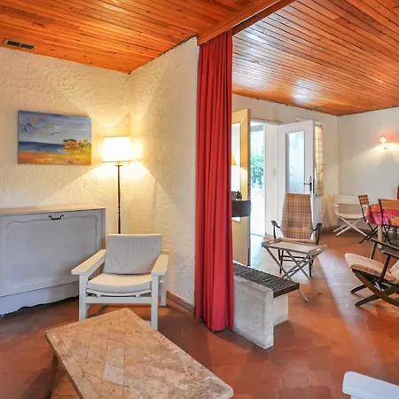Holiday home Amazing In With Kitchen La Bouverie