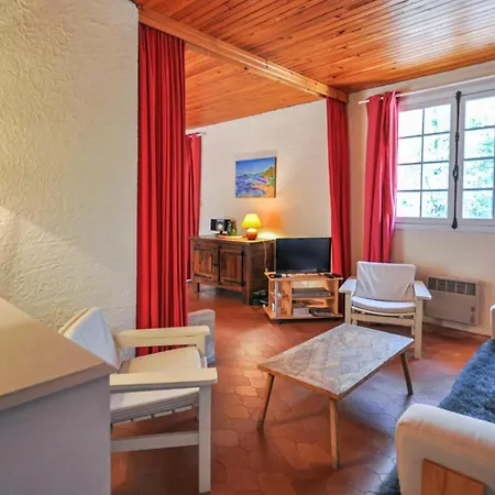 Amazing In With Kitchen Holiday home La Bouverie